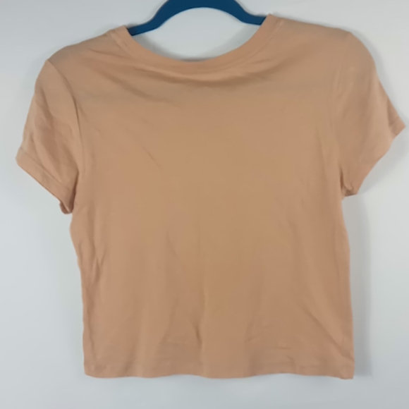 Womens medium sized cropped top - Picture 2 of 2